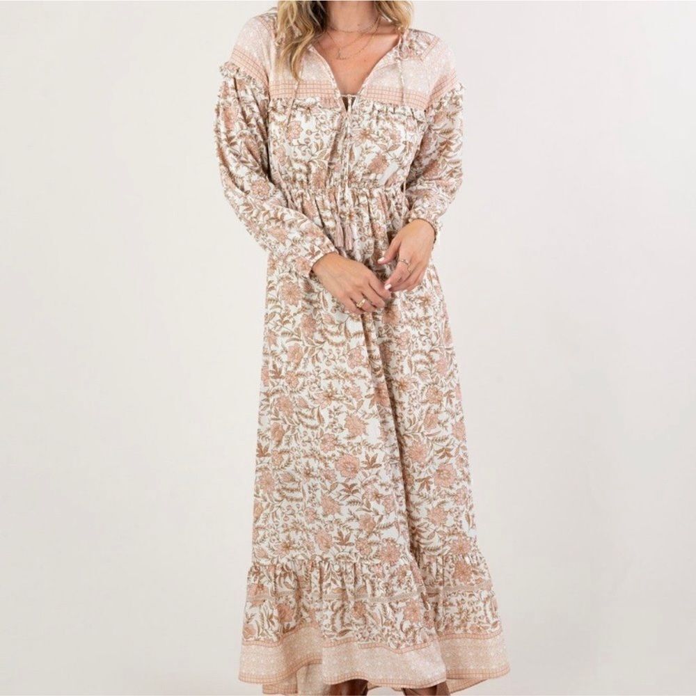 LOVESTITCH Reverie Floral Bohemian Maxi Dress Tan‎